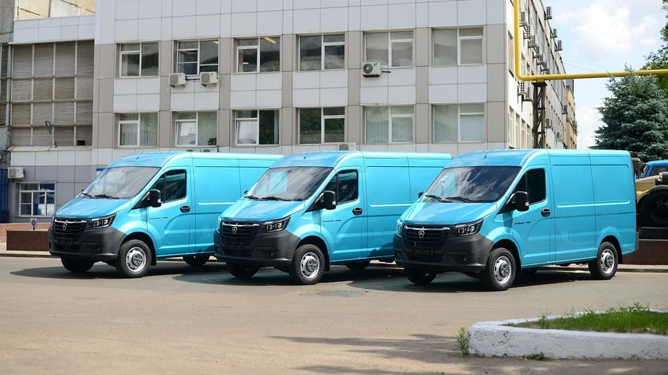 Группа компаний «Современные транспортные технологии» начинает доставку автомобилей «Соболь NN» и «Газель NN» с мотором G-серии